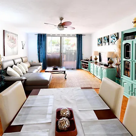 Excelent Location 5 Min To The