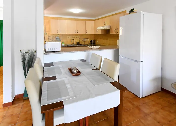 Excelent Location 5 Min To The アパート *